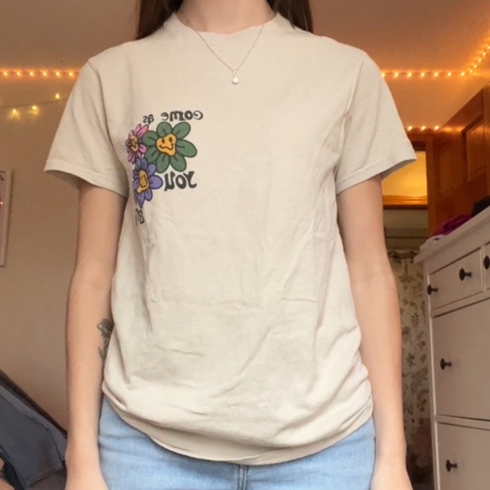 PacSun Beige Tee with Floral Graphic
